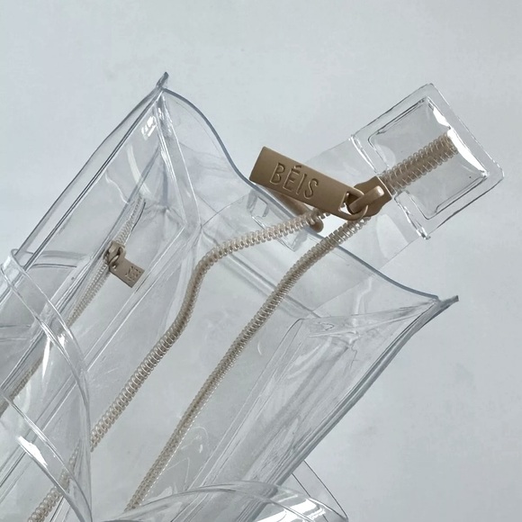 NWT BEIS The Stadium Tote I Crossbody I Top Handle Clear Sold Out - Picture 9 of 11